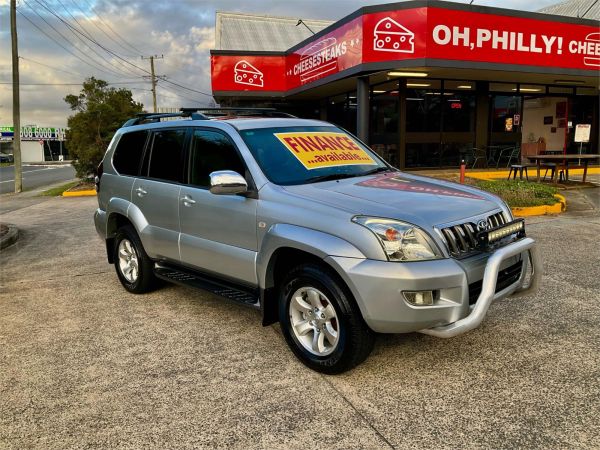 2003 TOYOTA LANDCRUISER 4D WAGON GRJ120R PRADO GRANDE (4x4) image