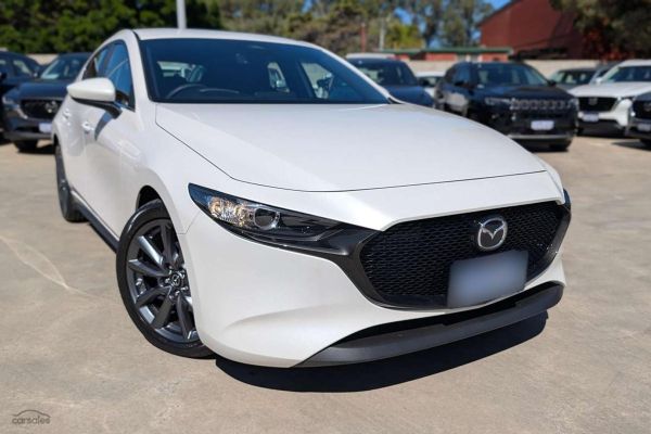 2025 Mazda 3 BP Series G20 Evolve image
