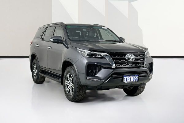 2025 Toyota Fortuner GUN156R GXL image