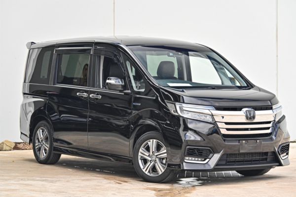2017 Honda Stepwgn  Spada Cool Spirit image
