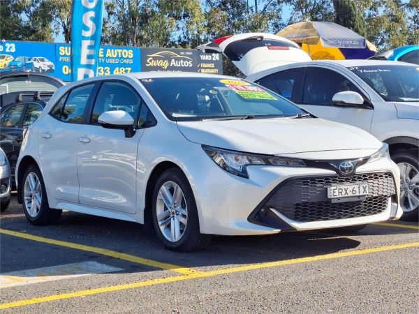 2020 Toyota Corolla MZEA12R Ascent Sport image