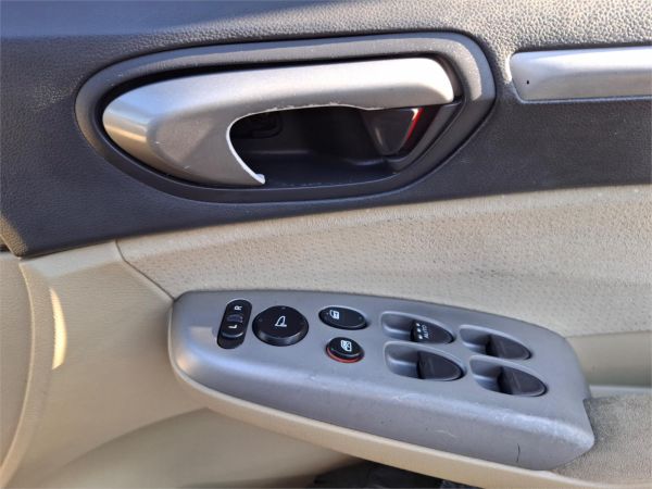 2007 Honda Civic Sedan 8th Gen MY07 Hybrid image