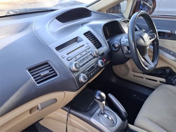 2007 Honda Civic Sedan 8th Gen MY07 Hybrid image