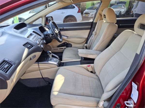 2007 Honda Civic Sedan 8th Gen MY07 Hybrid image