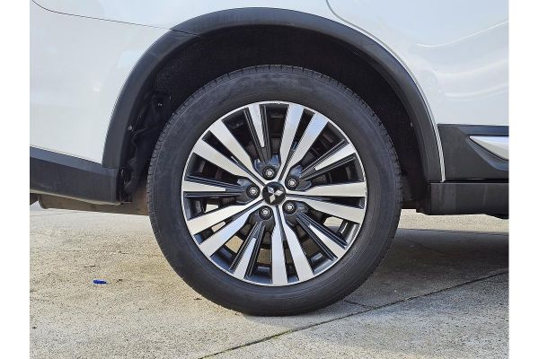 2018 Mitsubishi Outlander ES ZL image