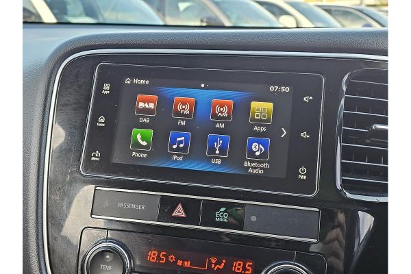 2018 Mitsubishi Outlander ES ZL image
