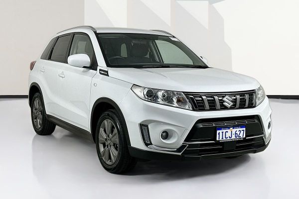 2024 Suzuki Vitara   image