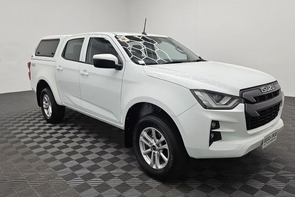 2022 Isuzu D-MAX  LS-M image