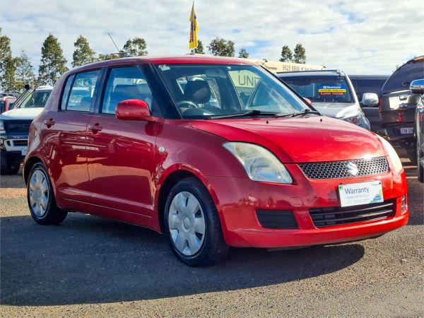 2010 Suzuki Swift Hatchback RS415 Beat image