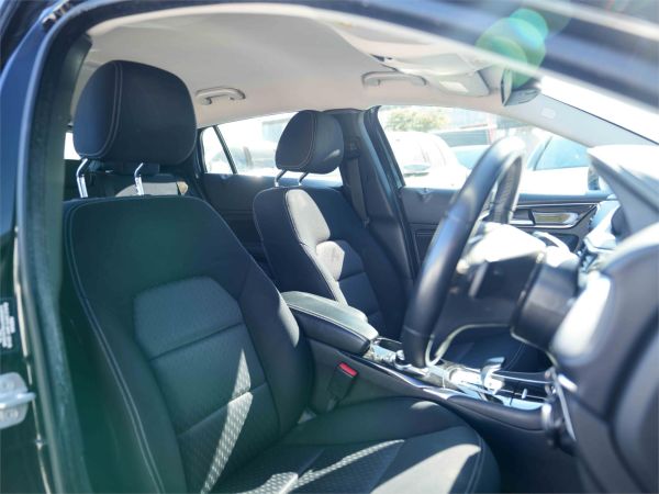 2017 INFINITI Q30 Wagon H15 GT image