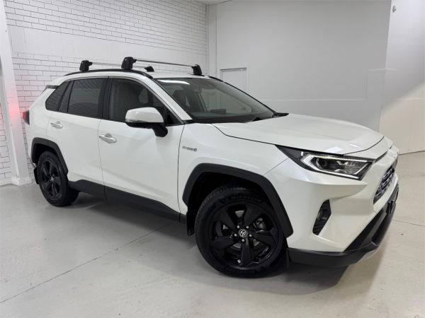 2020 Toyota RAV4 AXAH54R Cruiser image