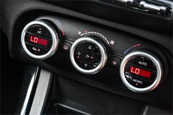 2011 Alfa Romeo Giulietta Hatchback Series 0 QV image