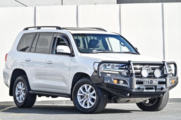 2020 Toyota Landcruiser VDJ200R VX image
