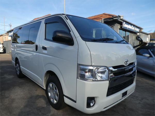 2018 Toyota Hiace TRH200 DX image