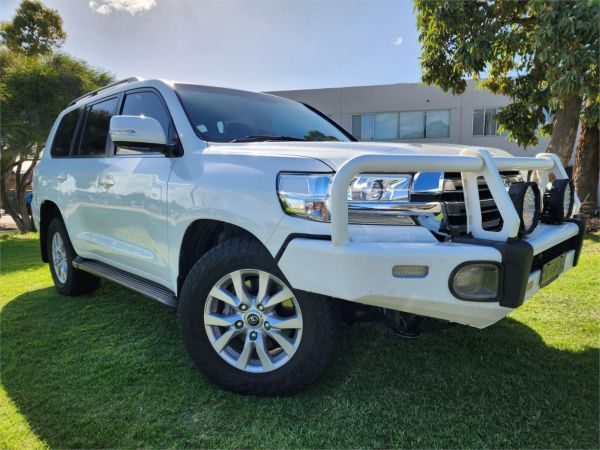 2019 Toyota Landcruiser VDJ200R VX image
