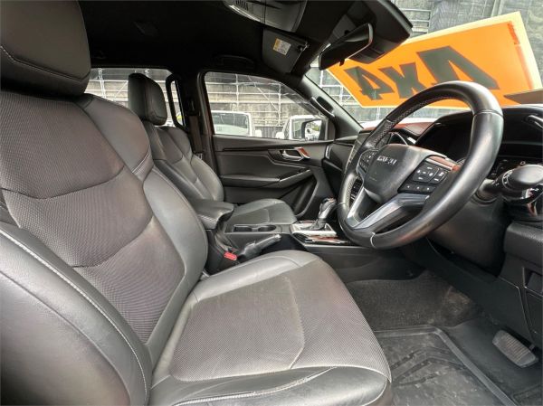 2021 Isuzu D-MAX RG MY21 X-TERRAIN image