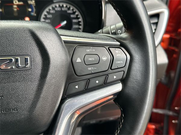 2021 Isuzu D-MAX RG MY21 X-TERRAIN image