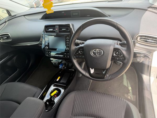 2021 Toyota Prius Liftback ZVW50R image