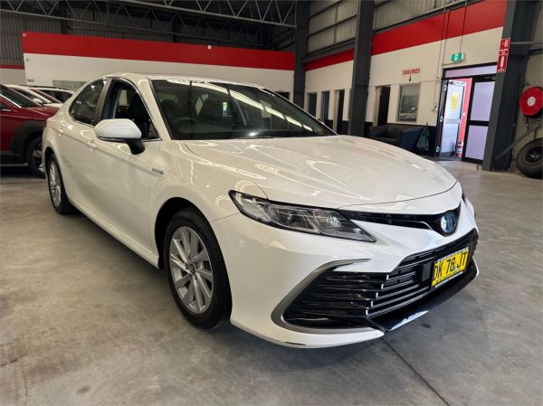2024 Toyota Camry Sedan AXVH70R Ascent image