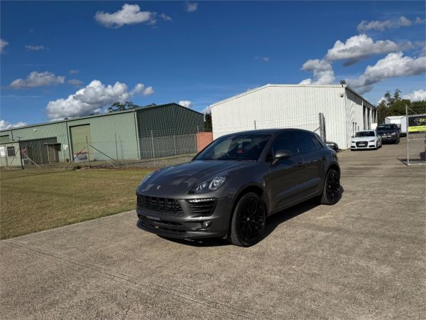 2017 PORSCHE MACAN 4D WAGON 95B MY18 image