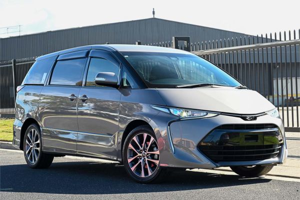 2017 Toyota Estima Wagon ACR50 AERAS image