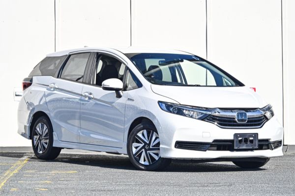 2021 Honda Fit Shuttle Hybird Wagon GP7 image