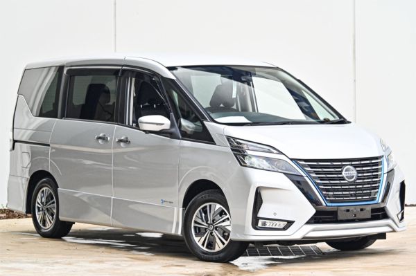 2021 Nissan Serena Wagon Highway Star V image
