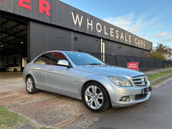 2008 Mercedes-Benz C-Class Sedan W204 C200 Kompressor Classic image