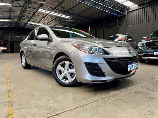 2010 Mazda 3  Neo image