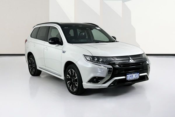 2021 Mitsubishi Outlander ZL LS image
