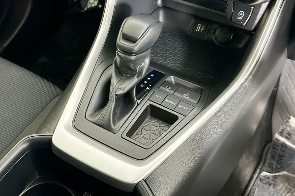 2024 Toyota RAV4 MXAA52R GX image