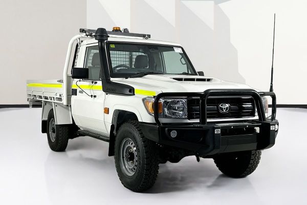 2023 Toyota Landcruiser VDJL79R Workmate image