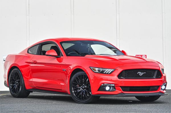 2017 Ford Mustang FM GT image