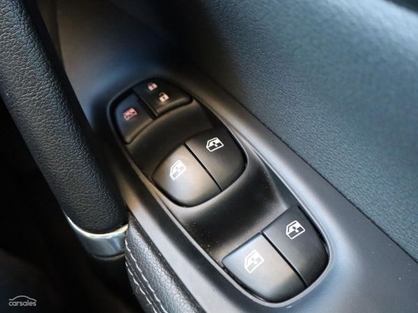 2019 Nissan QASHQAI J11 ST-L image