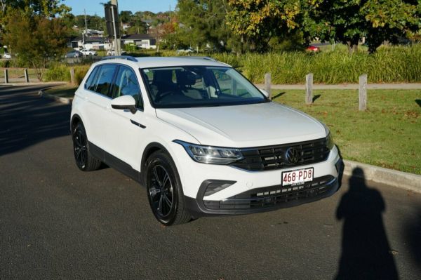 2023 Volkswagen Tiguan MKII Life image