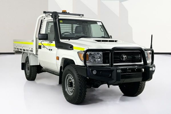 2023 Toyota Landcruiser VDJL79R Workmate image