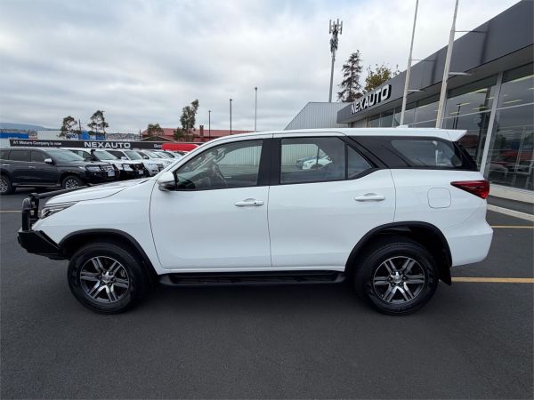 2022 Toyota Fortuner GUN156R GX image