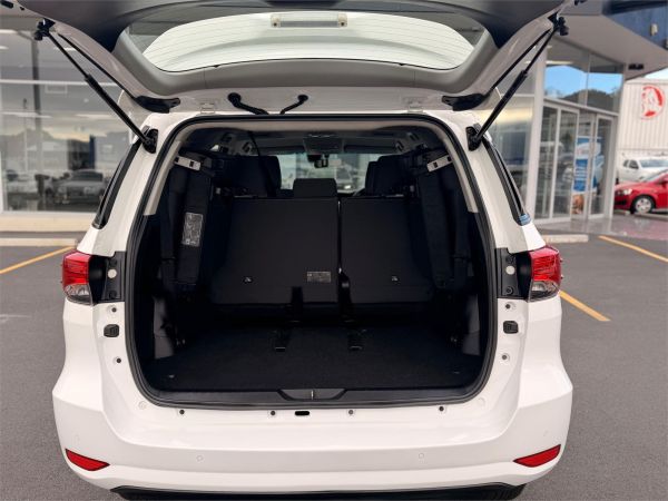 2022 Toyota Fortuner GUN156R GX image
