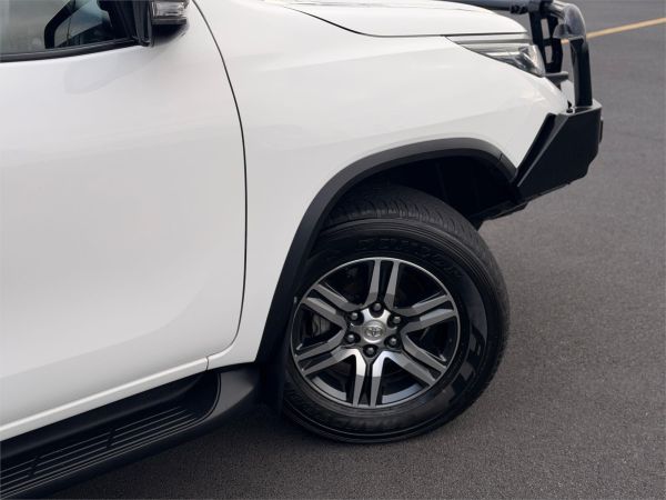 2022 Toyota Fortuner GUN156R GX image