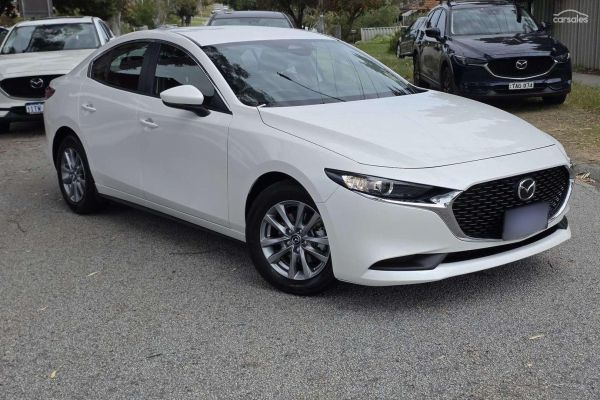 2025 Mazda 3 BP Series G20 Pure image