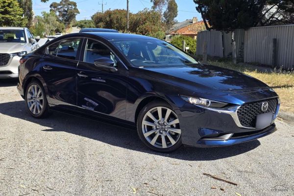 2025 Mazda 3 BP Series G20 Evolve image