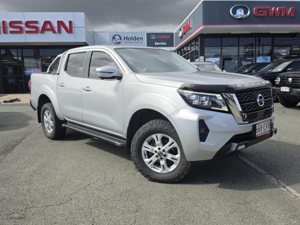 2022 Nissan Navara D23 ST image