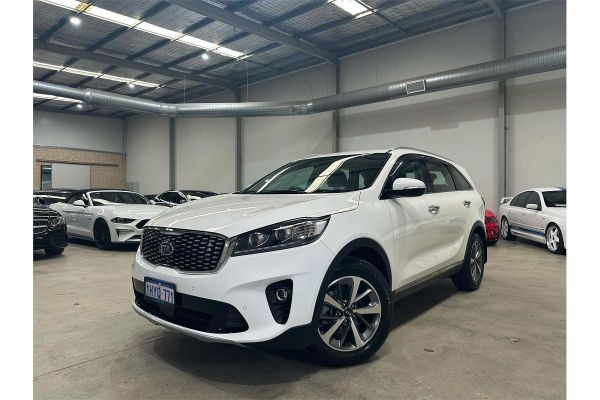 2017 Kia Sorento UM Sport image