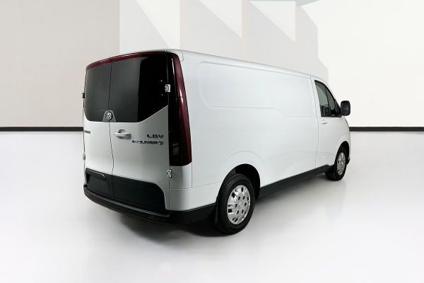2023 LDV eT60 SK8C image