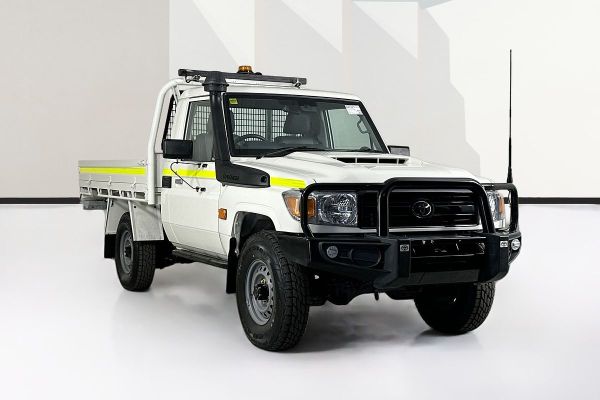 2023 Toyota Landcruiser VDJL79R Workmate image