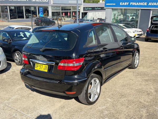 2010 MERCEDES-BENZ B200 5D HATCHBACK 245 MY10 image