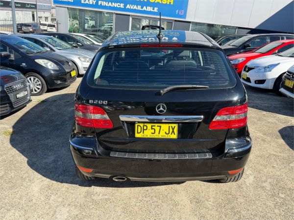 2010 MERCEDES-BENZ B200 5D HATCHBACK 245 MY10 image