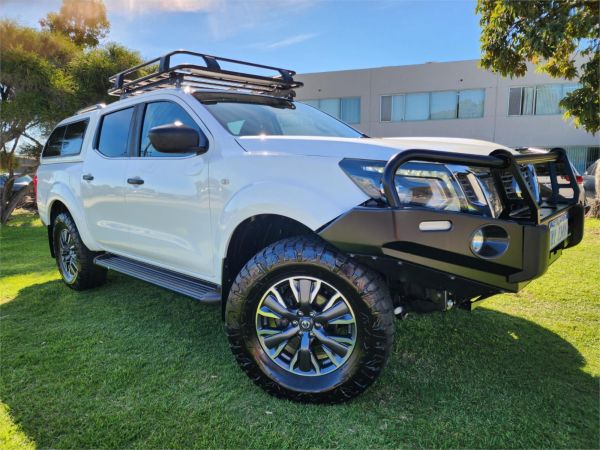 2020 Nissan Navara D23 SL image