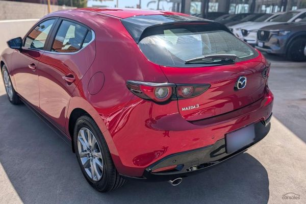 2025 Mazda 3 BP Series G20 Pure image