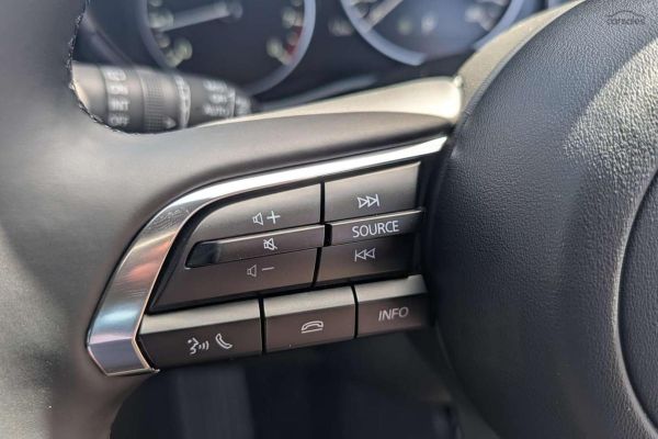 2025 Mazda 3 BP Series G20 Pure image